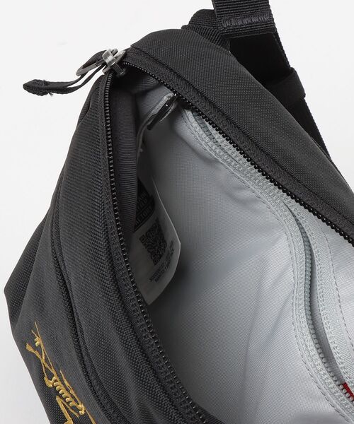 ARC'TERYX（アークテリクス） 刺繍ショルダーバッグ - ブラック