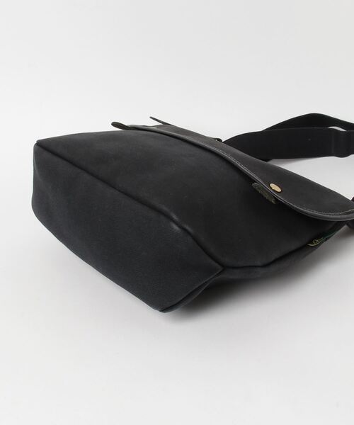 BRADY（ブレディ） ショルダーバッグ - ブラック レディース