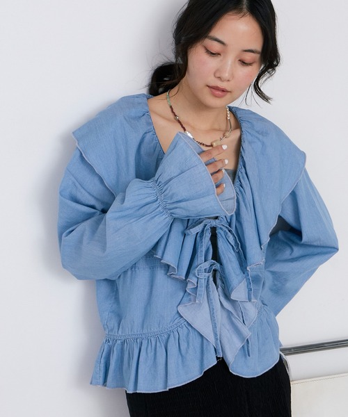 forksy.（フォルクシー） ブラウス シャツ 「forksy.」ラッフルフリル