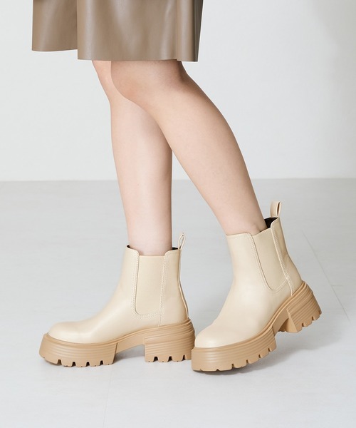 【売約済】新品★UNTITLEDショートブーツ★アンタイトルブーツ★ベージュ ORiental TRaffic（オリエンタルトラフィック） ブーツ WEB限定 カラー