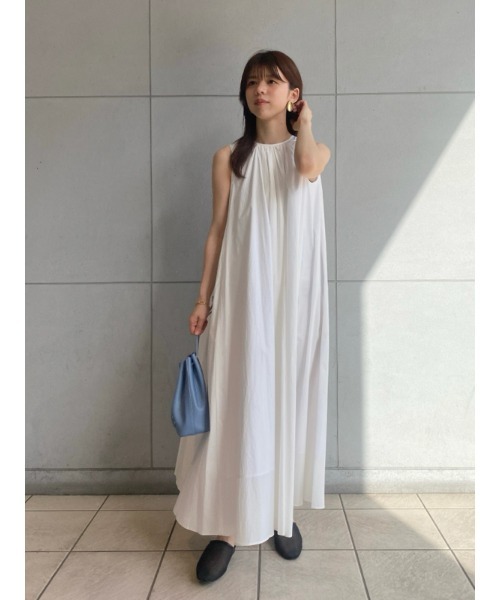 Mila Owen ワンピース ギャザーボリュームノースリワンピース