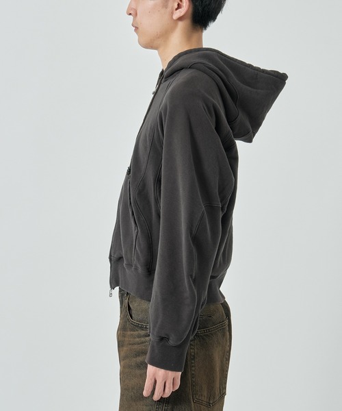 NVRFRGT（ネヴァーフォーゲット） パーカー PANELLED ZIP UP HOODIE