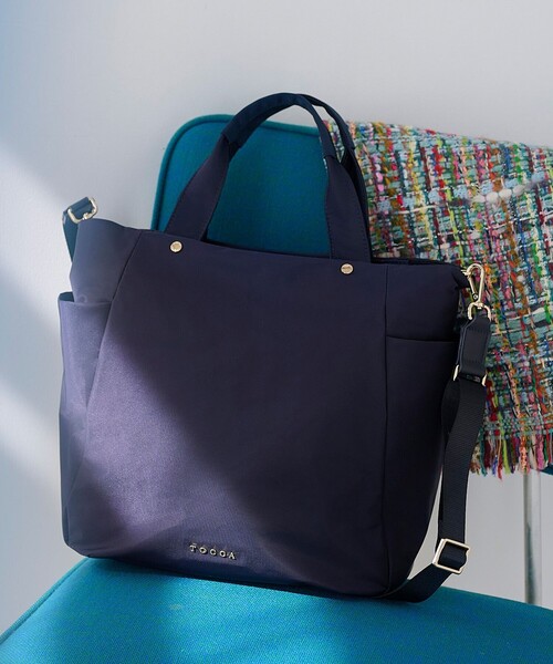 TOCCA（トッカ） トートバッグ ALINE NYLONTOTE M ナイロントート