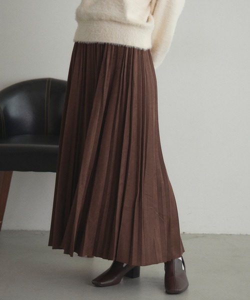 &. NOSTALGIA（ノスタルジア） スカート スエードポンチプリーツ
