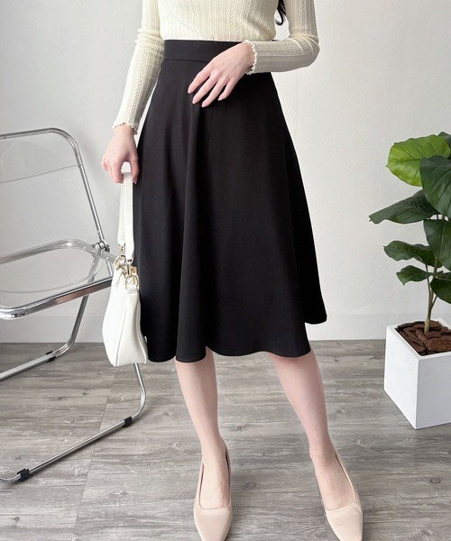 Amulet（アミュレット） スカート シンプルだけど美しく見せる優秀