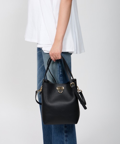 ★remi★ ペリーコ ANELLI ブラック22.5 PELLICO（ペリーコ） ショルダーバッグ バッグ ANELLI TURNLOCK GRANDE