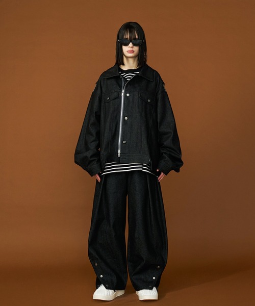 ジーンズ 「UNISEX」DENIM CURVE PANTS/デニムカーブパンツ メンズ レディースの画像