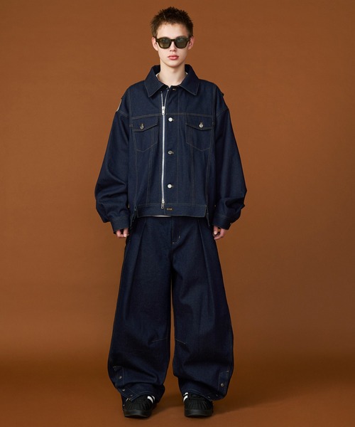 ジーンズ 「UNISEX」DENIM CURVE PANTS/デニムカーブパンツ メンズ レディースの画像