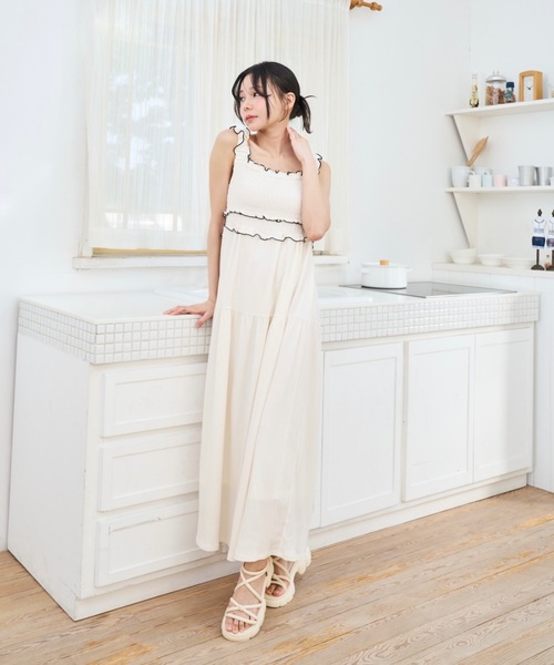 Lallana ギャザーフレアロングワンピース Lallana（ララーナ） ワンピース Gather flare long dress/ギャザー