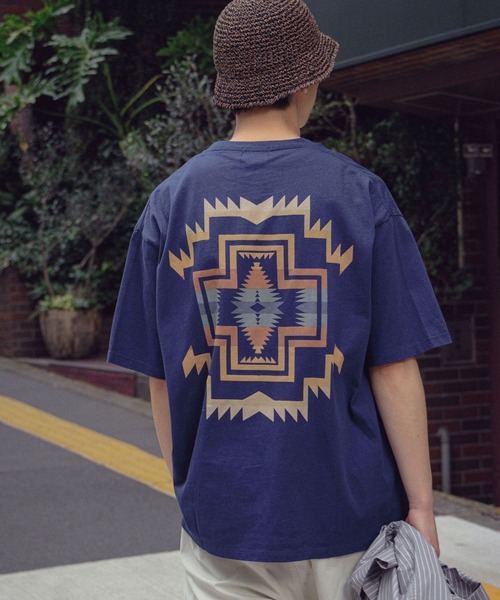値下げ❌　PENDLETON　【Mサイズ】 PENDLETON（ペンドルトン） tシャツ 「」別注BACK PRINT POCKET TEE