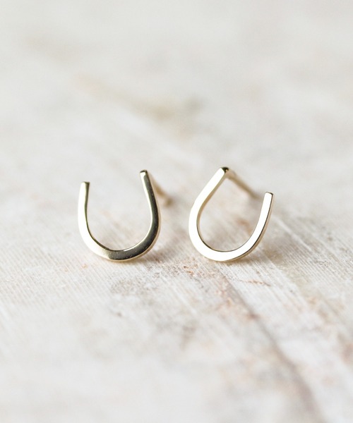 cui-cui（キュイキュイ） ピアス ゴールド ホースシュー ピアス