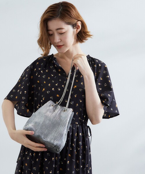 grove（グローブ） ショルダーバッグ バッグ アソートチェーン巾着 
