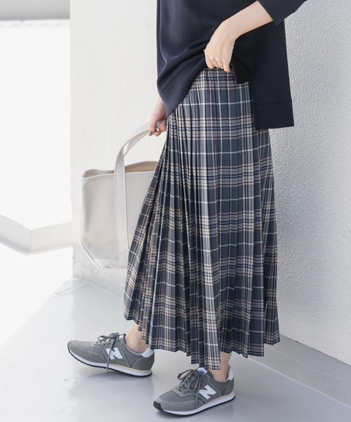 URBAN RESEARCH DOORS 黒プリーツスカート URBAN RESEARCH DOORS スカート ランダムプリーツスカート