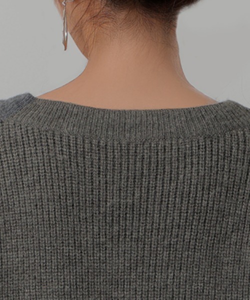 HUG.U（ハグユー） ニット セーター チクチクしない 深Vモヘアニット