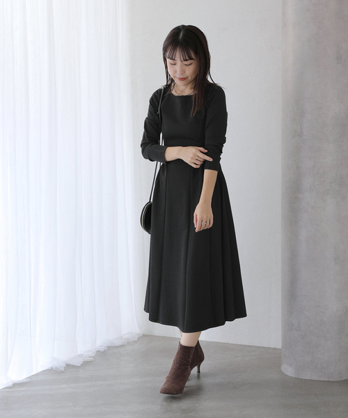 La TOTALITE（ラ トータリテ） ワンピース フィットフレアニット