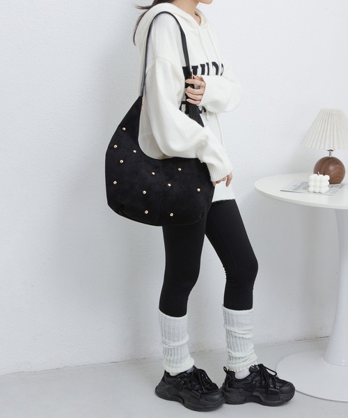 LA VORAGINE（ラ ヴォラジネ） ショルダーバッグ バッグ リベット