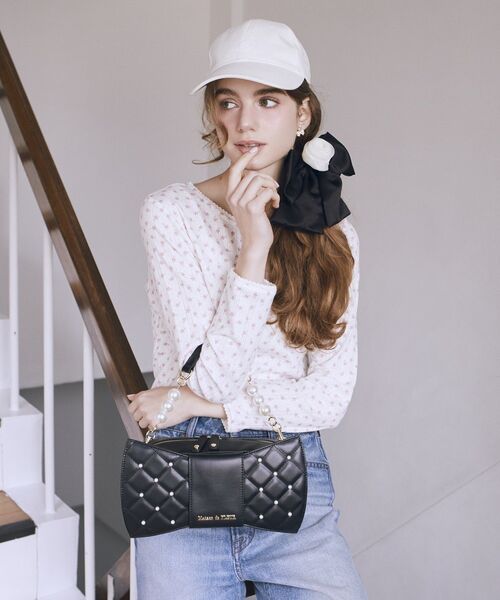 Maison de FLEUR（メゾンドフルール） ハンドバッグ パールリボン 