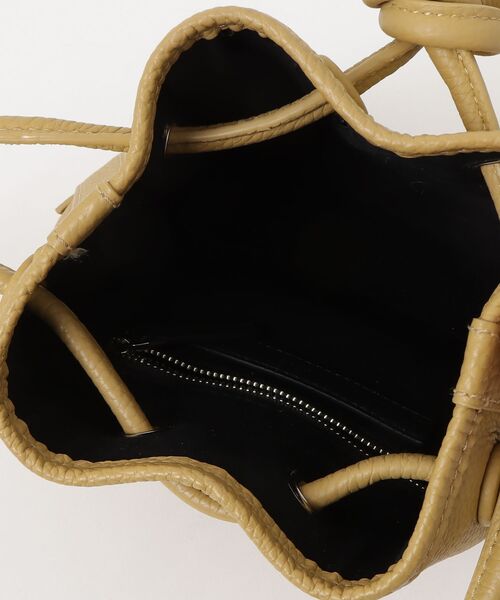 VASIC（ヴァジック） ショルダーバッグ - イエロー レディース