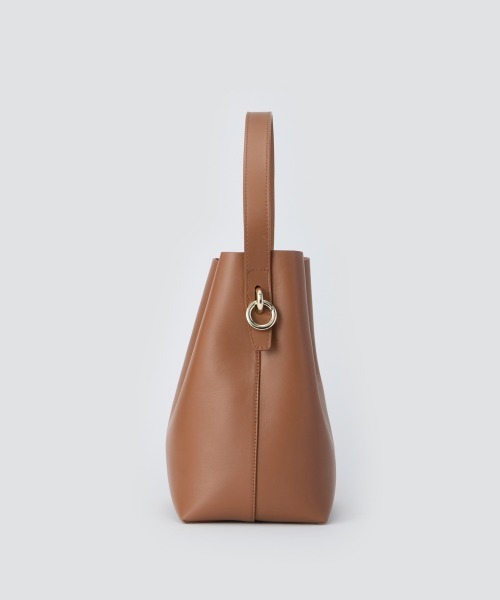 タグあり新品、定価42,120円、PELLICO/ペリーコ バケツ型 バック PELLICO｜ペリーコのトピックス「【PELLICO BAG】PELLICOのアイコン