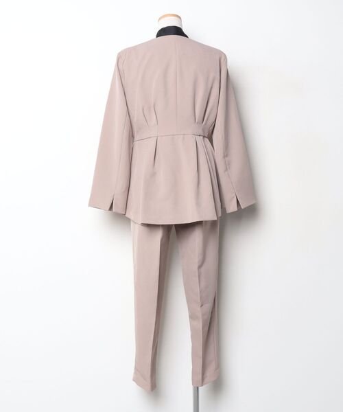 「RUIRUE BOUTIQUE」 パンツスーツ L ベージュ×ブラック レディースの画像