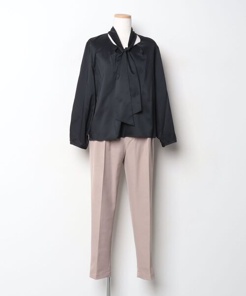 「RUIRUE BOUTIQUE」 パンツスーツ L ベージュ×ブラック レディースの画像