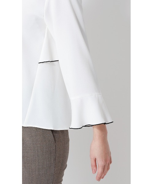 「AOYAMA」 「AnchorWoman」長袖ブラウス M ベージュ×ブラック レディース_画像5