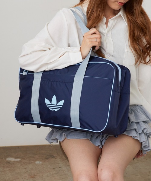 日本未入荷adidas ショルダーバッグ Lサイズ ライトブルー KF2511 adidas（アディダス） ショルダーバッグ 入学式 メンズ レディース