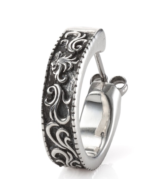 LION HEART（ライオンハート） ピアス “HOWL”クロッシングピアス