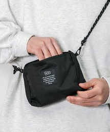 KiU ショルダーバッグ バッグ 3wayパラコードサコッシュポーチ