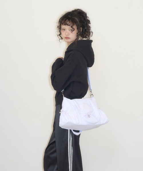 ILLIGO ショルダーバッグ バッグ 「日本未発売/WEB限定」ILLIGO