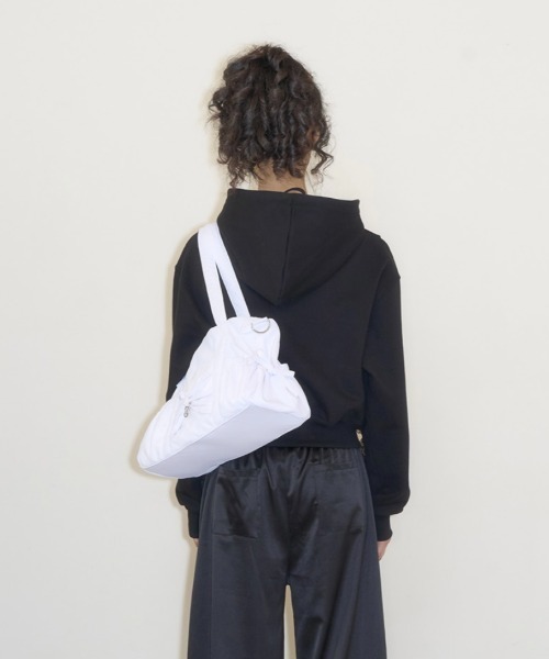 ILLIGO ショルダーバッグ バッグ 「日本未発売/WEB限定」ILLIGO