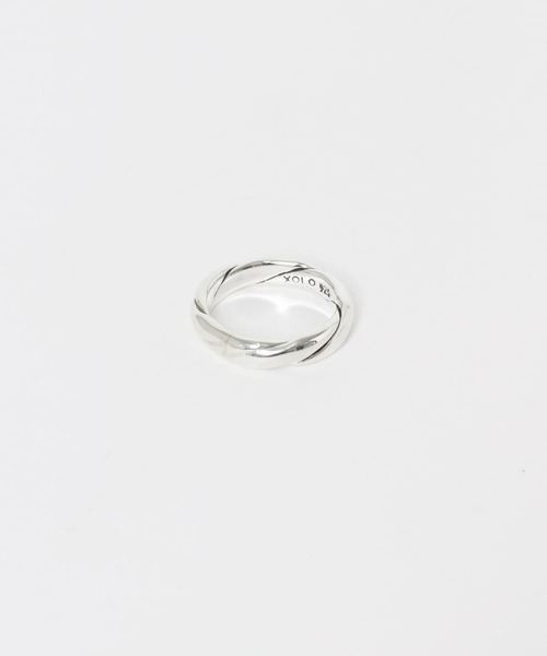 【新品】XOLO　Single Twist Ring L XOLO Single Twist Ring(L SILVER): アクセサリー｜URBAN