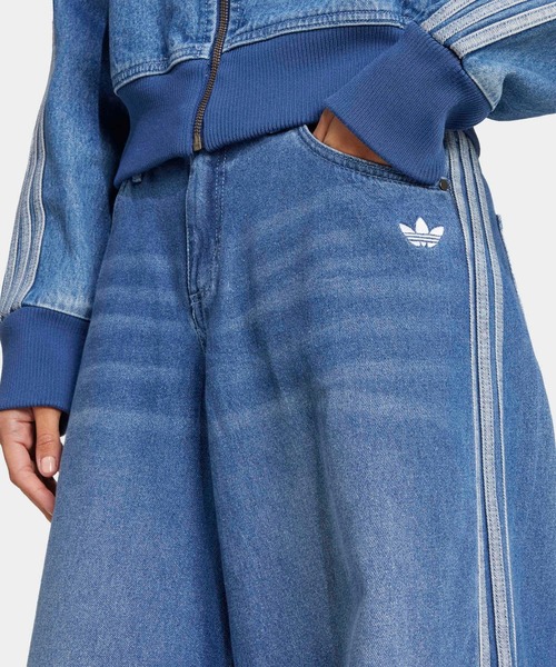 おてつ様　adidas アディカラー デニム リラックスパンツ　ジョガーパンツ レディース Adilenium デニムカーゴパンツ クリアブルー