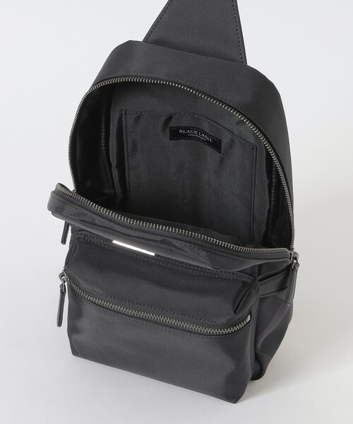 ブルーレーベル　クレストブリッジ　ボディーバッグ　ウエストポーチ　ブラック BLUE LABEL / BLACK LABEL CRESTBRIDGE｜ブルーレーベル