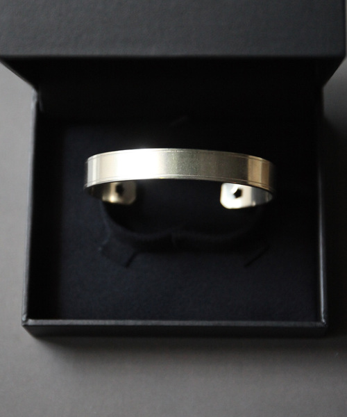 アンプジャパン Star Shaped Bangle スターシェイプ バングル アンプジャパン Star Shaped Bangle スターシェイプ バングル