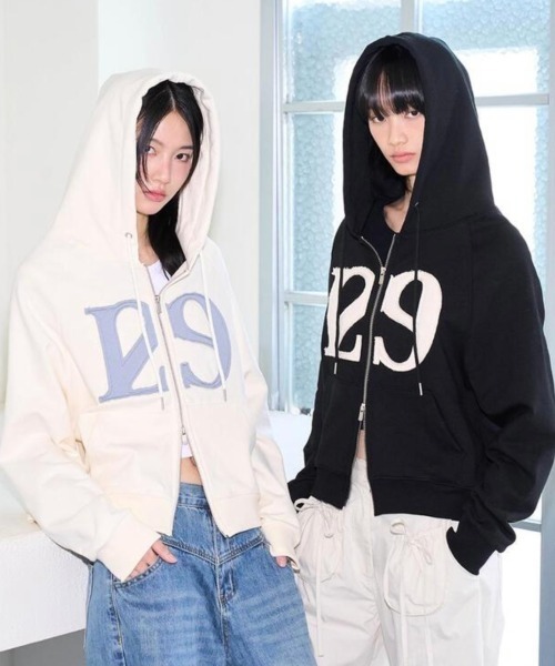 ILLIGO フードパーカー　パーカー　イリゴ ☆早期完売☆ILLIGO☆129 Logo Patch Hooded Zip-Up☆日本未入荷