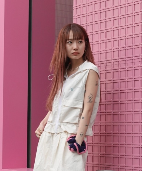 ベスト ジレ ダブルジップノースリパーカー レディース