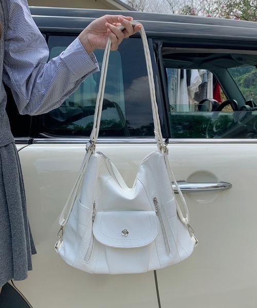 関税無_スマホ収納◎_希少_ボーイ_CHANEL_バッグ_ショルダー_白 新品】Chanel Beauty 会員ポイント交換限定特典ギフト スマホ