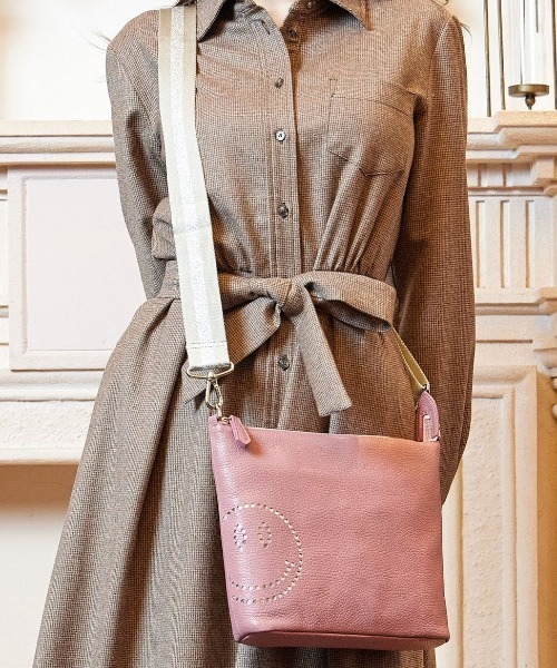 SALON DE ALFURD TOKYO（サロン・ド・アルファード） ショルダーバッグ