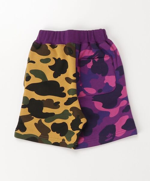 A BATHING APE（アベイシングエイプ） パンツ SPLIT CAMO SHARK SWEAT