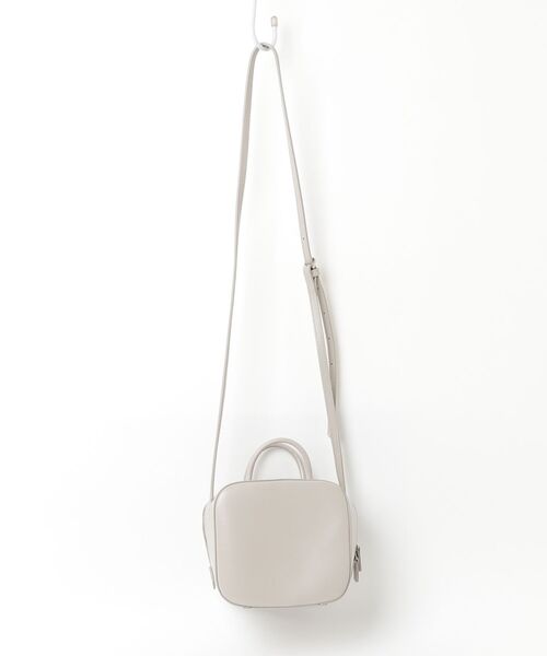YAHKI（ヤーキ） ショルダーバッグ ONE SIZE ライトグレー レディース 