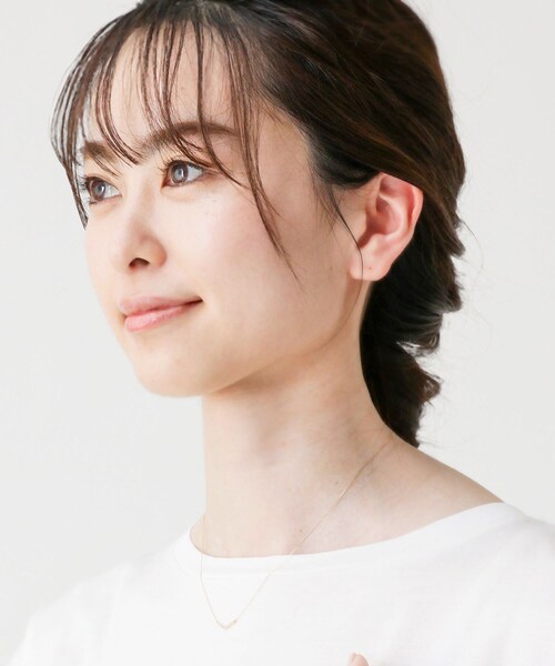 COCOSHNIK（ココシュニック） ネックレス K10ダイヤモンド カーブ