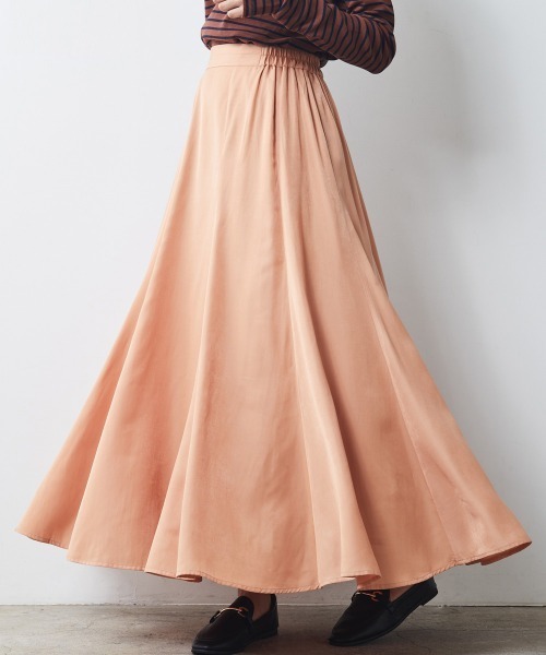 【タグ付未使用】TO BE CHIC パール フレアスカート 大きいサイズ 50 タグ付未使用】TO BE CHIC パール フレアスカート 大きいサイズ 50