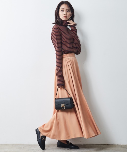 新品タグ付き　TO BE CHIC プリーツフレアスカート 大きいサイズ46 CHIC STYLE スカート 「大きいサイズ」10枚接ぎロングフレア