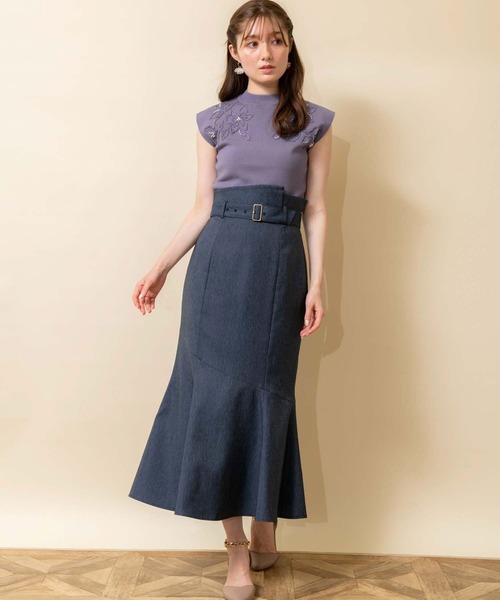 Noela ニット セーター モチーフ刺繍ノースリニット レディース