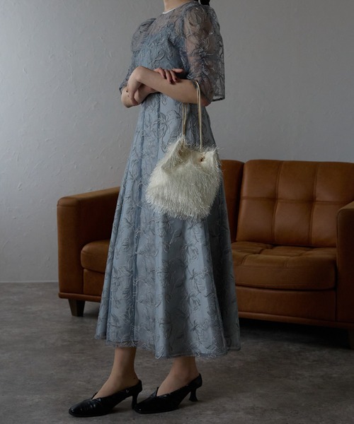 &.Robu シャギーファー2WAYバッグ　新品　お呼ばれ　パーティ　結婚式 &Robu.（アンドロブ） ショルダーバッグ バッグ シャギー巾着2WAY