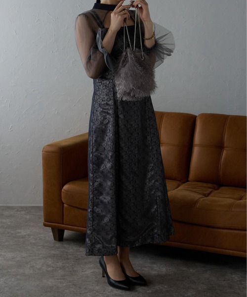 &.Robu シャギーファー2WAYバッグ　新品　お呼ばれ　パーティ　結婚式 &Robu.（アンドロブ） ショルダーバッグ バッグ シャギー巾着2WAY