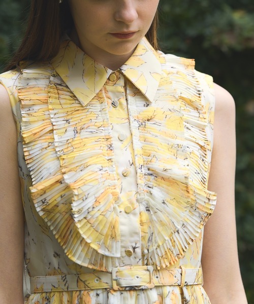 フレンチスリーブエアリープリーツプリントワンピース French Sleeve Airy Pleated Printed one-piece フレンチ