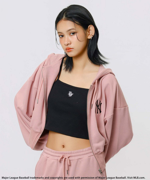 BACK TO THE FIELD パーカー 「MLB」刺しゅうロゴショートZIPパーカー