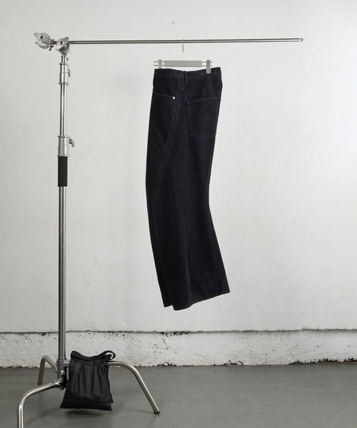 NVRFRGT スラックス 3D TWISTED WIDE LEG 5P PANTS メンズ